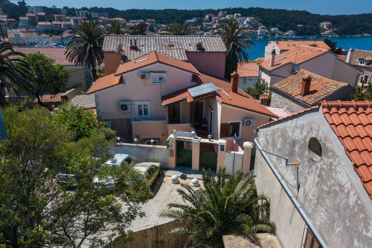 Apartments Goga Mali Lošinj Esterno foto