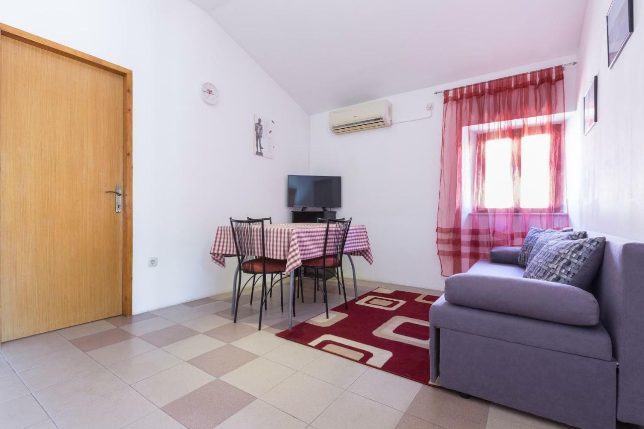 Apartments Goga Mali Lošinj Esterno foto