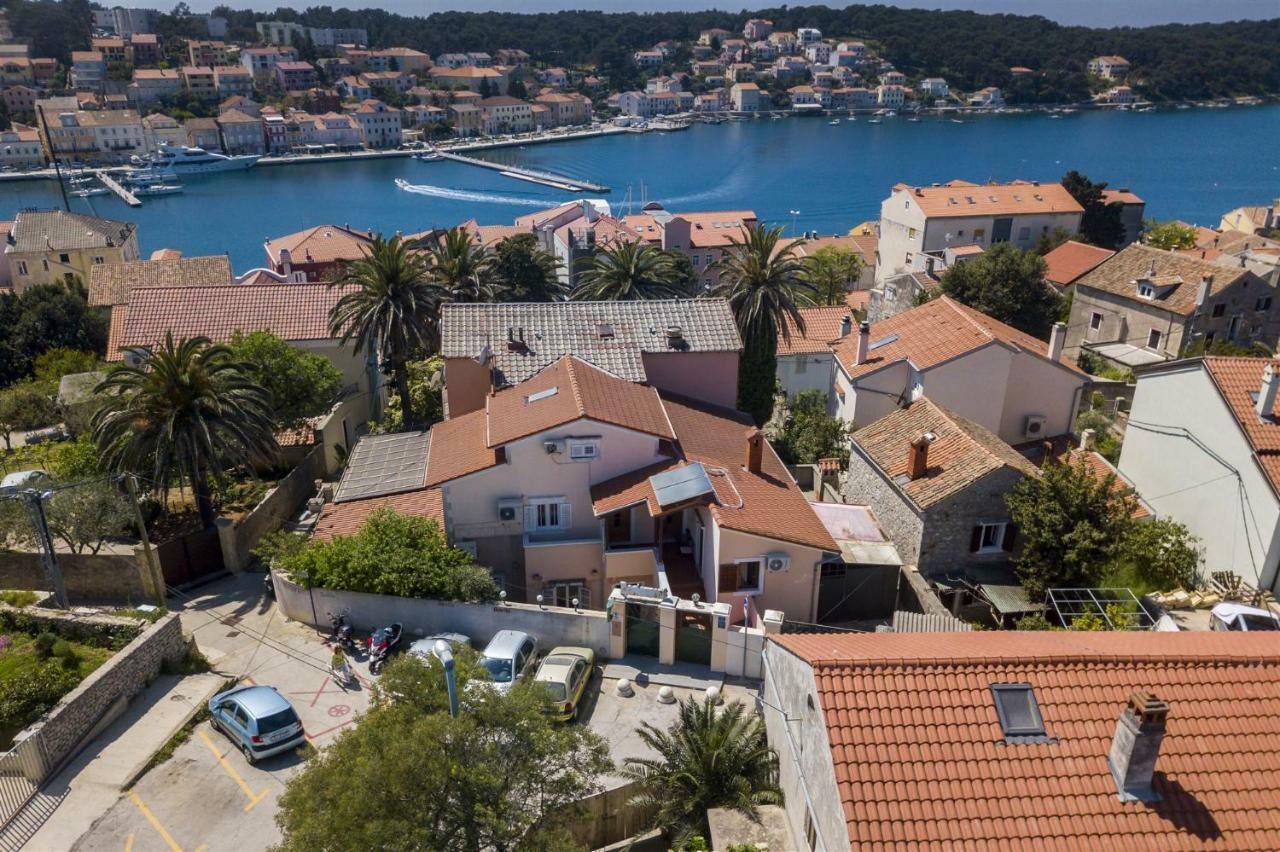 Apartments Goga Mali Lošinj Esterno foto